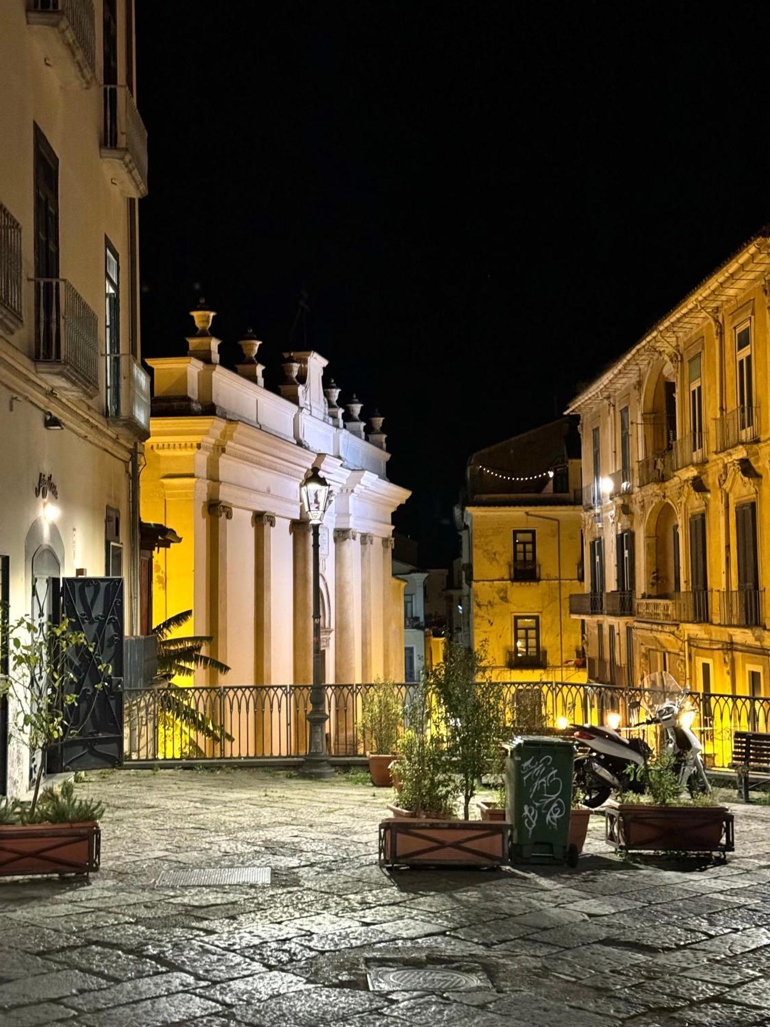 Hotel Residenza D'Artista Al Duomo1 Salerno Exterior foto